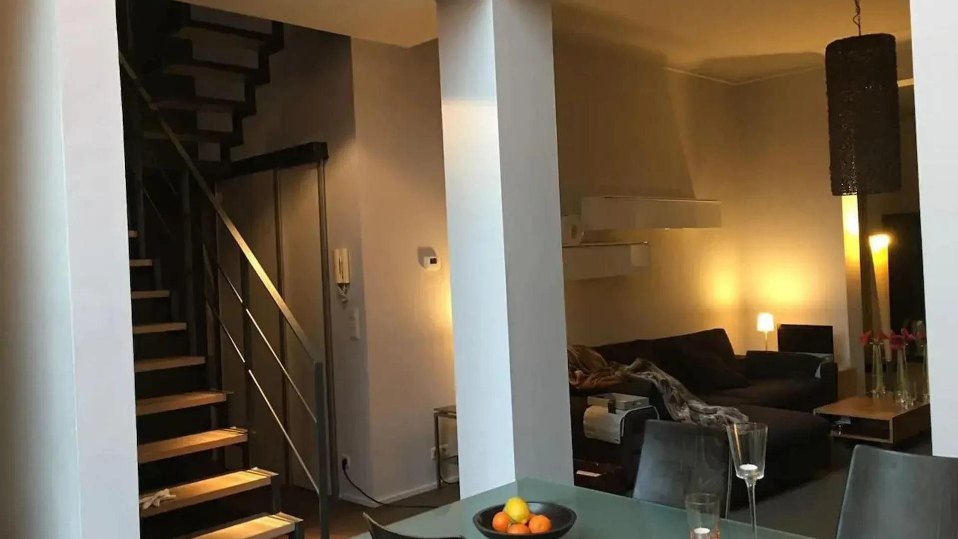 Spacious Apartment In Brussels, Large Private Garden 0*, Bruxelas