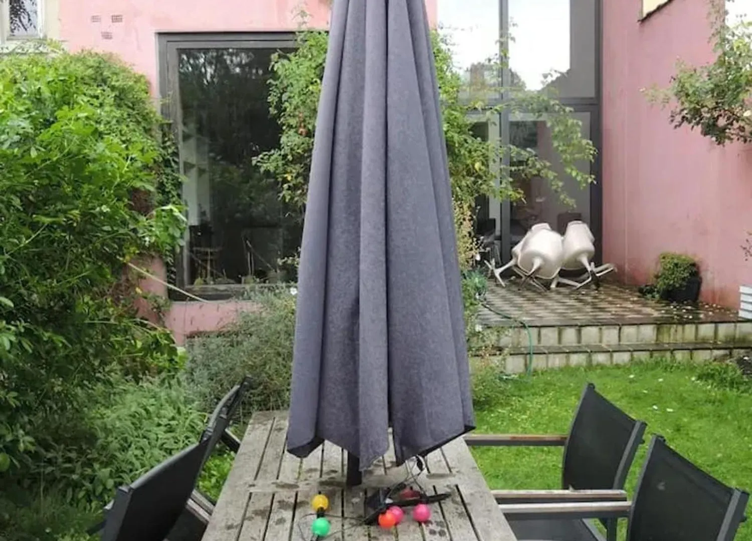 Spacious Apartment In Brussels, Large Private Garden 0*, Bruxelas